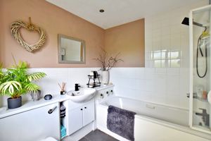 Photo 16- click for photo gallery